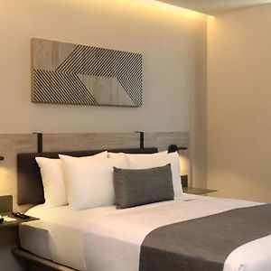 Habitación Estándar con Cama Queen